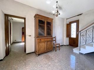 Villa bifamiliare in Vendita a Camaiore, zona Capezzano Pianore, 450'000&euro;, 146 m²