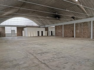 Capannone in Affitto a Barberino Tavarnelle, 3'000€, 1000 m²