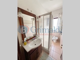 Villetta a schiera in Vendita a Santa Marinella, 330'000€, 90 m²