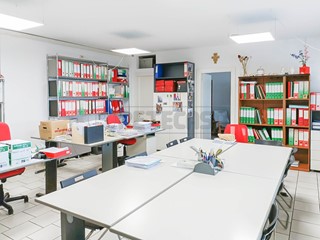 Ufficio in Vendita a Vicenza, 115'000€, 110 m²