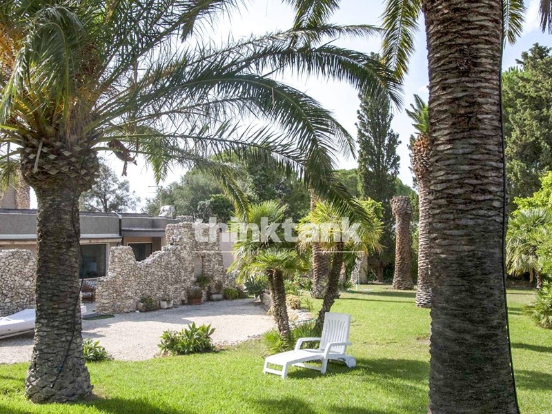 Villa in Affitto a Augusta, 1'800€, 155 m², arredato