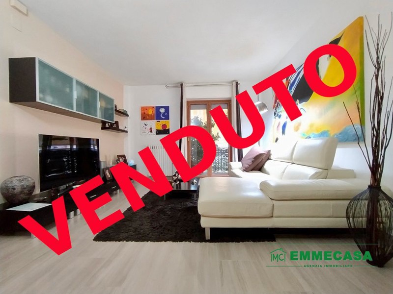 Trilocale in Vendita a Valenzano, 128'000&euro;, 90 m²