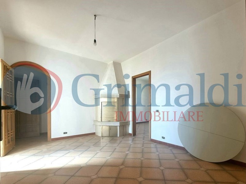 Casa Indipendente in Vendita a Sannicola, 165'000€, 210 m²