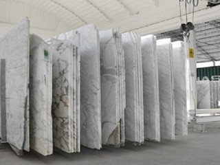 Capannone in Vendita a Massa, 4'200'000€, 2700 m²