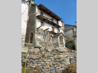 Casale in Vendita a Crevoladossola, zona Fr.BOSCO, 50'000€, 140 m²