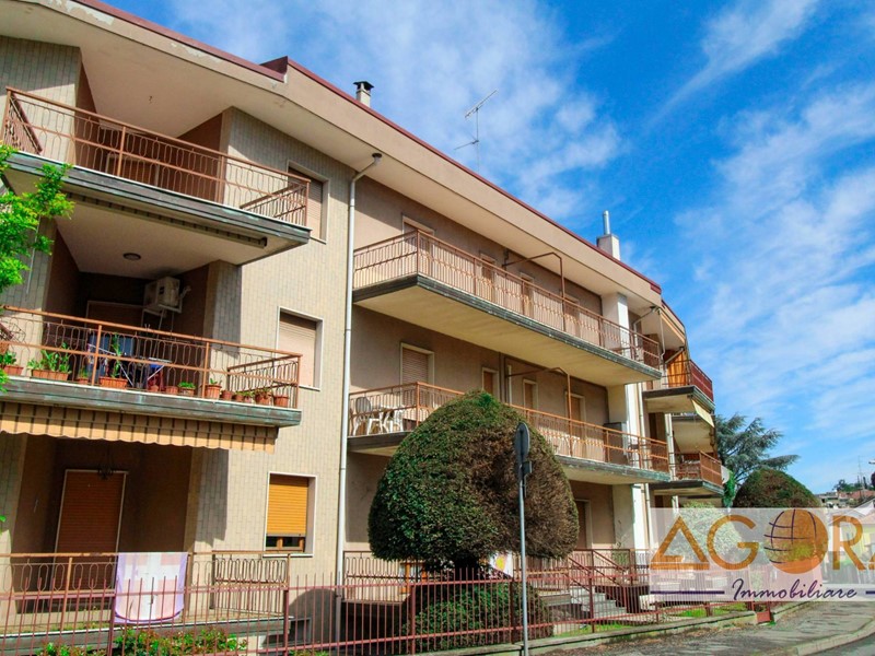 Trilocale in Vendita a Tortona, 70'000€, 74 m², arredato
