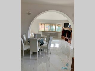 Appartamento in Vendita a Forte dei Marmi, 1'250'000€, 400 m², arredato