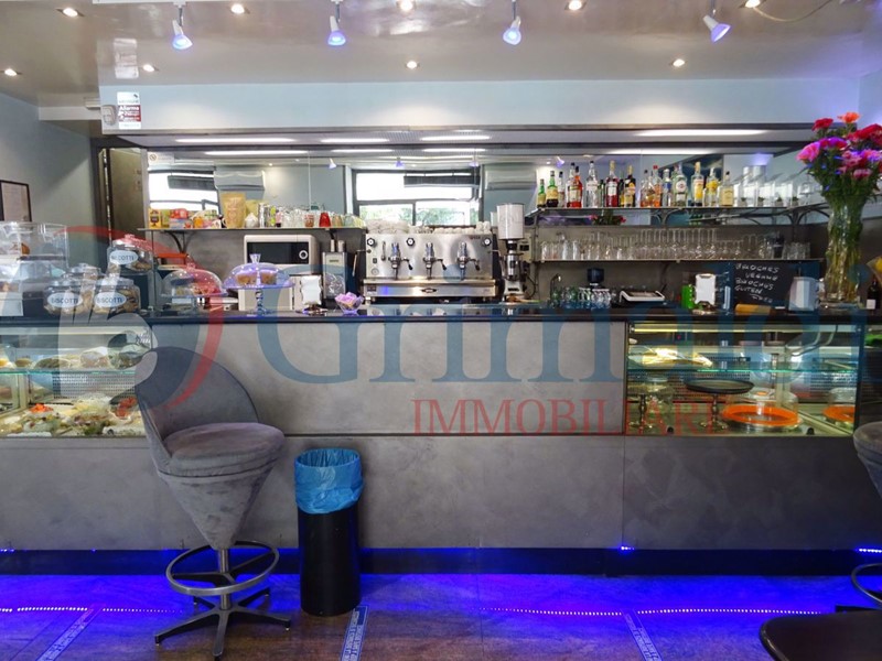 Negozio in Vendita a Roma, 449'000€, 82 m², arredato