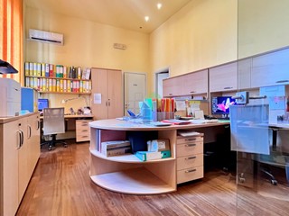 Ufficio in Vendita a Livorno, zona Nord, 82'000&euro;, 75 m²