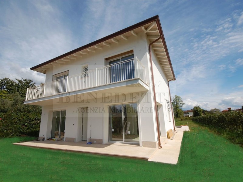 Villa in Vendita a Pietrasanta, 1'500'000€, 190 m²