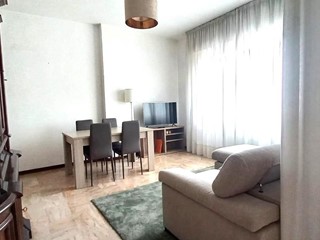 Quadrilocale in Vendita a Carrara, zona Marina di Carrara, 180'000€, 87 m²