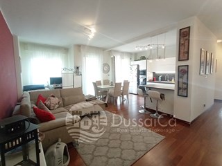 Trilocale in Vendita a Bordighera, 350'000€, 105 m², arredato