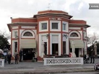 Appartamento in Vendita a Livorno, 920'000&euro;, 220 m², con Box