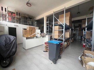 Capannone in Vendita a Vicopisano, 118'000€, 165 m²
