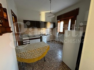 Quadrilocale in Vendita a Villamassargia, 85'000€, 150 m²