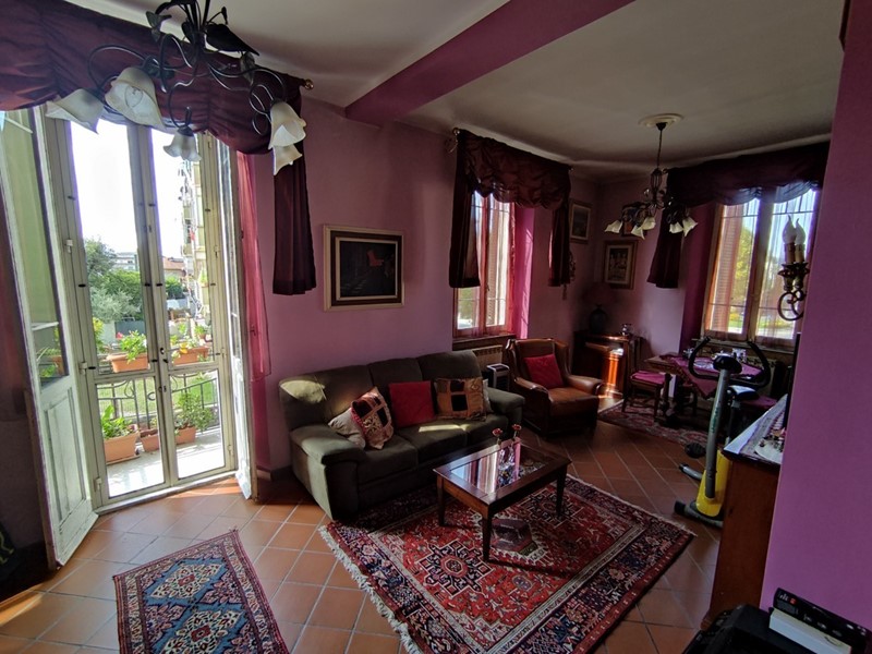 Casa Semi Indipendente in Vendita a Carrara, zona Avenza, 149'000€, 85 m²
