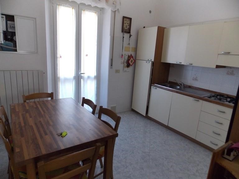 Trilocale in Affitto a Rosignano Marittimo, zona Rosignano Solvay, 1'100€, 65 m², arredato