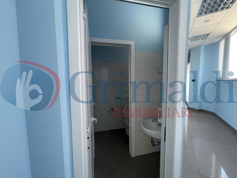 Laboratorio in Vendita a Messina, 590'000€, 583 m²