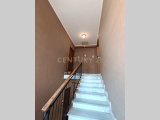 Appartamento in Vendita a Messina, zona Gazzi, 90'000€, 120 m²