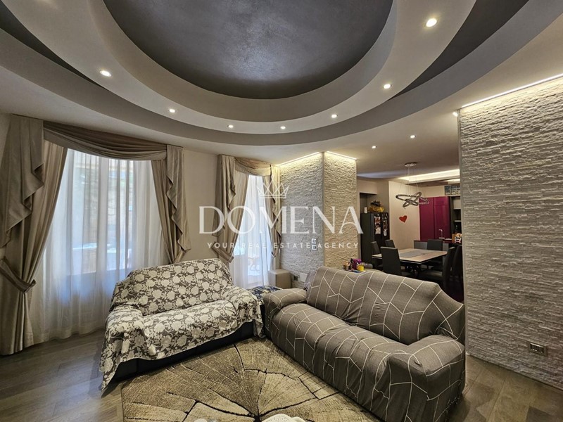 Appartamento in Vendita a Siena, 1'000'000€, 202 m², arredato