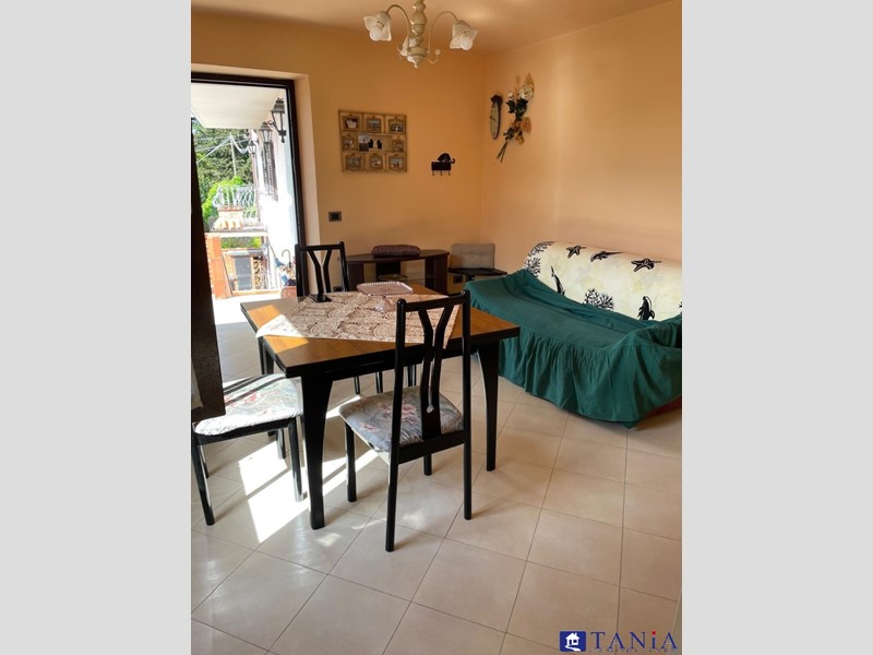 Casa Semi Indipendente in Vendita a Carrara, 299'000€, 180 m²