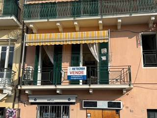 Trilocale in Vendita a Loano, 430'000€, 67 m², arredato