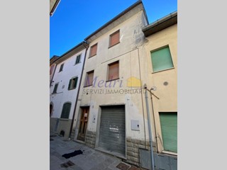 Casa Semi Indipendente in Vendita a Verghereto, zona Verghereto, 100'000€, 200 m²