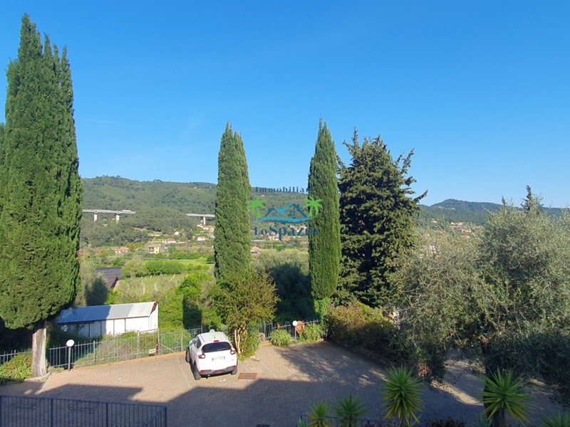 Trilocale in Vendita a Andora, zona Marina Di Andora, 170'000€, 60 m²