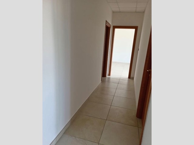 Studio in Affitto a Brindisi, zona Brindisi, 500€, 78 m²