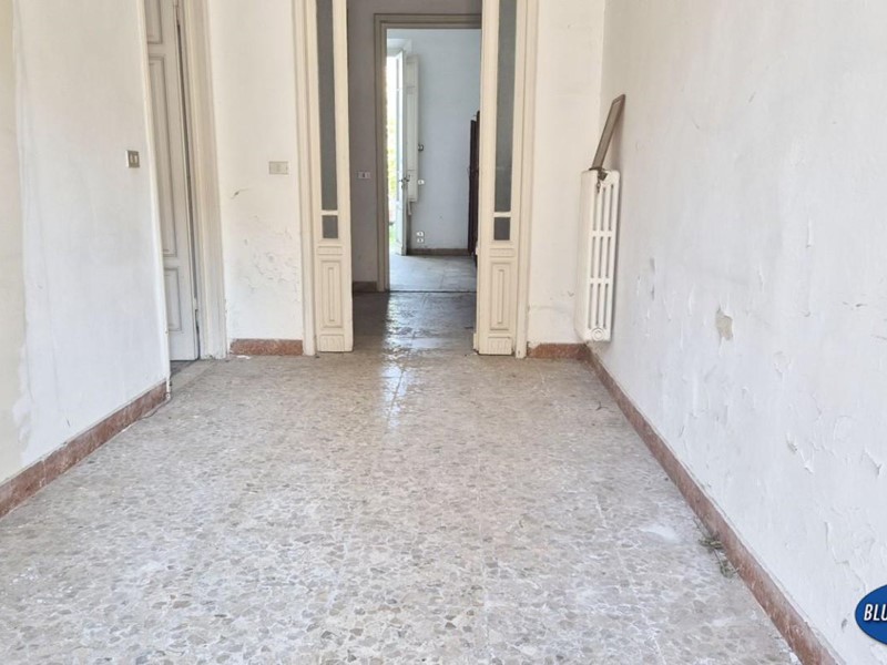 Casa Indipendente in Vendita a Viareggio, 1'100'000€, 385 m²