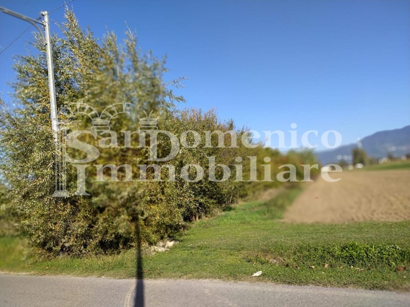 Terreno agricolo in Vendita a Lucca, 13'000&euro;, 2500 m²