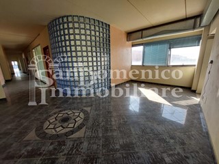 Ufficio in Vendita a Pisa, zona Ospedaletto, 980'000€, 1000 m²