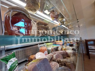 Attività commerciale in Vendita a Pisa, 25'000€, 50 m²