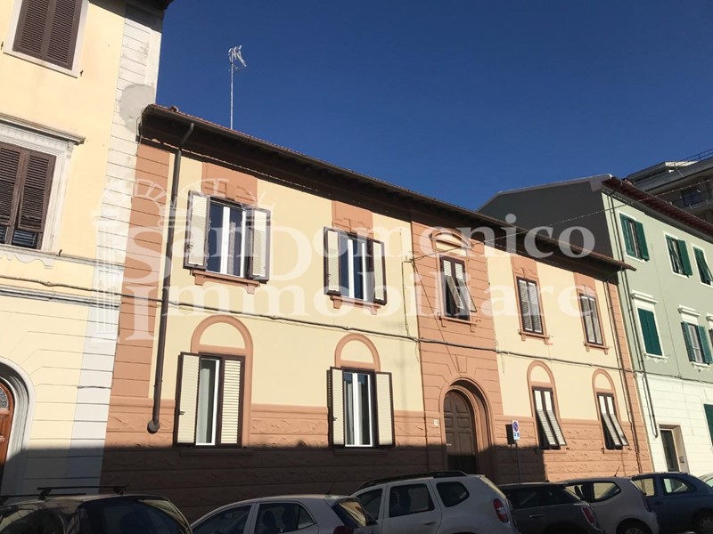 Appartamento in Vendita a Livorno, 360'000&euro;, 180 m²