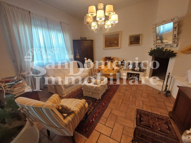 Casa Indipendente in Vendita a Pisa, zona Ospedaletto, 540'000€, 280 m², con Box