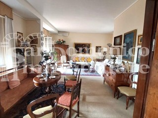 Attico in Vendita a Pisa, 680'000€, 226 m²