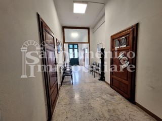 Ufficio in Affitto a Cascina, zona Navacchio, 800€, 100 m²