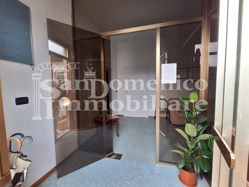 Ufficio in Affitto a Cascina, zona Casciavola, 450€, 50 m²