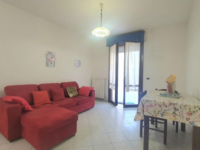 Trilocale in Vendita a Capannori, 155'000€, 75 m², arredato