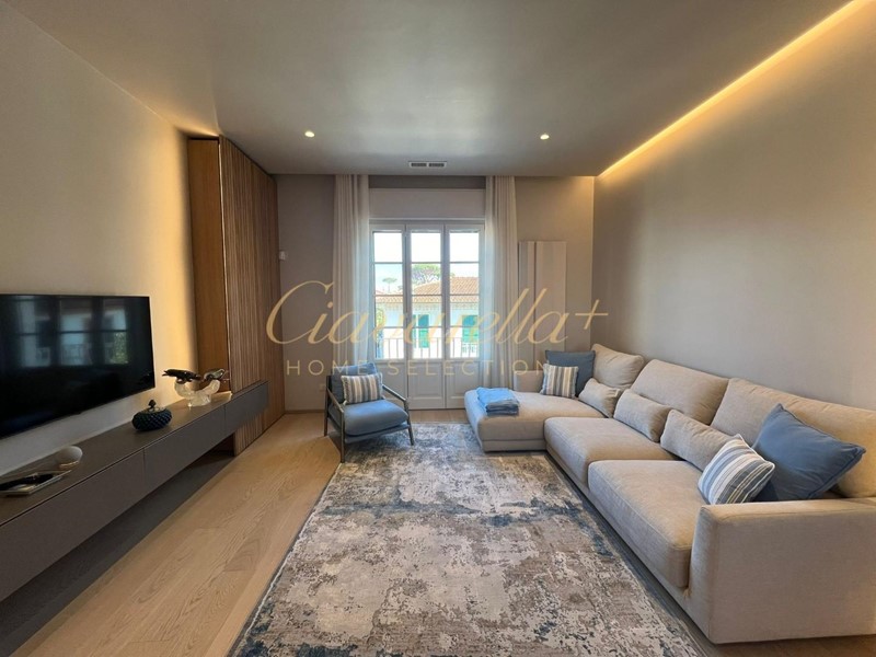 Trilocale in Affitto a Forte dei Marmi, 80 m², arredato
