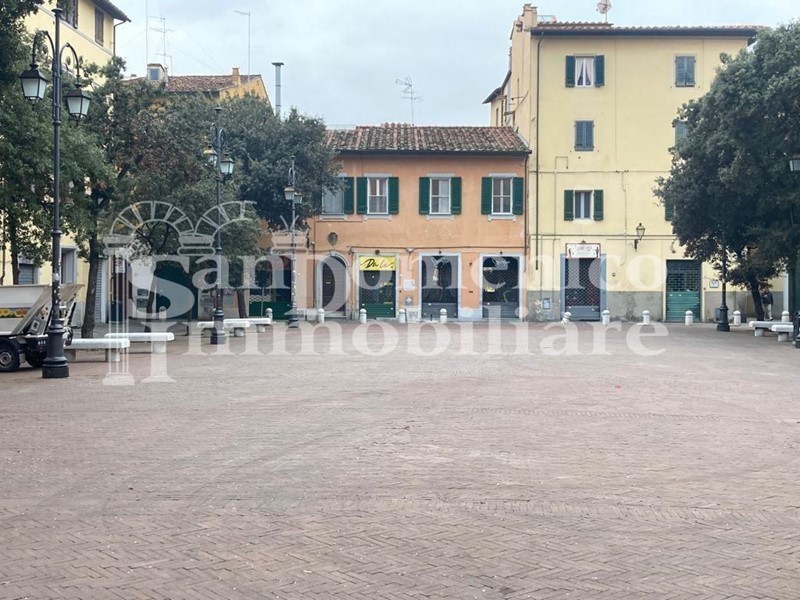 Immobile commerciale in Affitto a Pisa, 1'800€, 60 m²