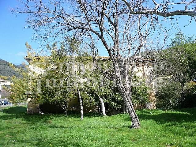 Casa di corte in Vendita a Calci, 450'000€, 300 m²