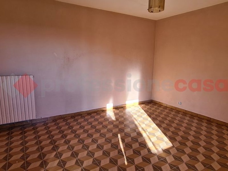Casa Indipendente in Vendita a Cumiana, 169'000€, 180 m²