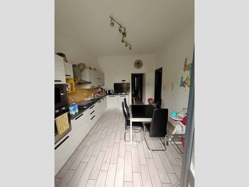 Appartamento in Vendita a Moncalieri, 270'000€, 124 m²