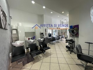 Immobile commerciale in Vendita a Siracusa, 35'000&euro;, 90 m², arredato