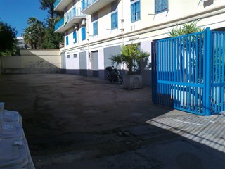 Magazzino in Vendita a Napoli, zona Vicaria, 390'000€, 915 m²