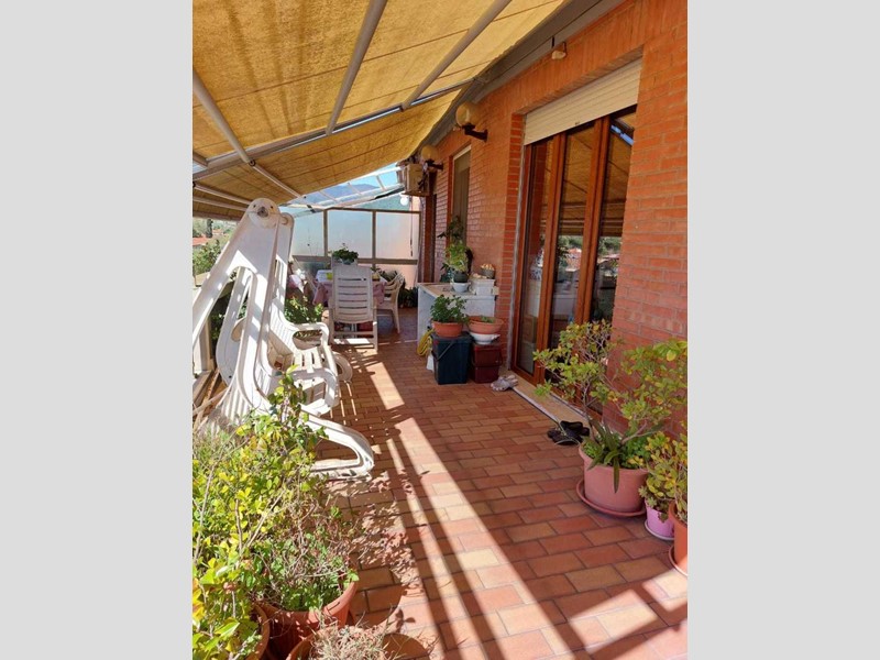 Appartamento in Vendita a Carrara, zona Marina di Carrara, 350'000€, 90 m²