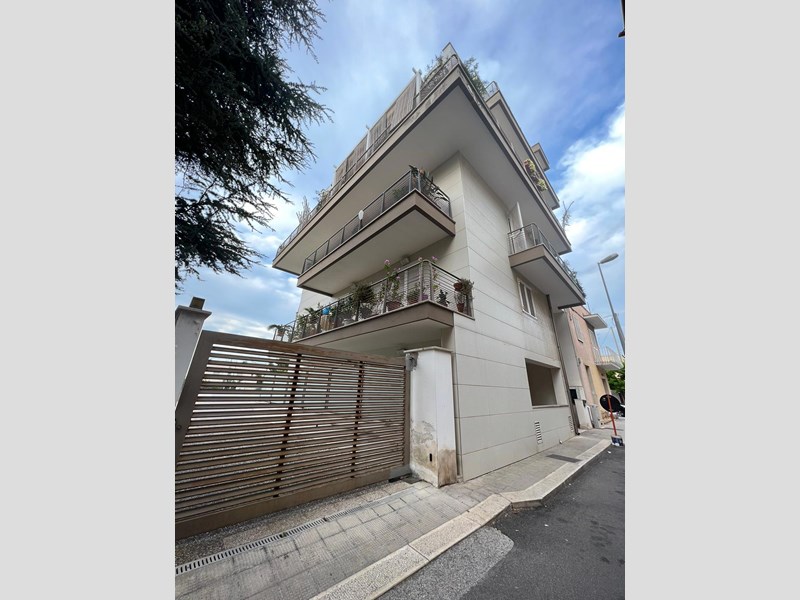 Box in Vendita a Bari, 38'000€, 26 m²