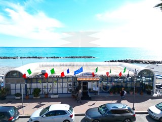 Attività commerciale in Vendita a Ventimiglia, zona Passeggiata Mare, 499'000€, 400 m², arredato