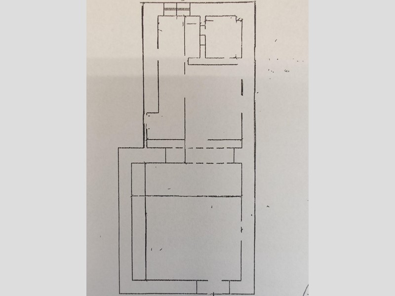 Negozio in Vendita a Massa, 65'000&euro;, 32 m²